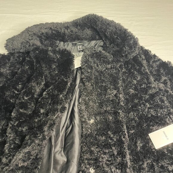 Forever 21 Black Faux Fur Coat – Soft Plush Long Sleeve Jacket – Size 2X - Picture 2 of 8